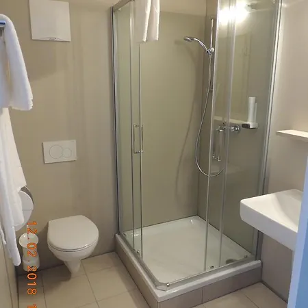 Nocleg ze śniadaniem Avia Bisamberg 4*