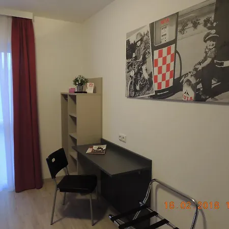 Avia Bisamberg 4* Korneuburg