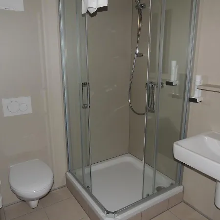 Bed & Breakfast Avia Bisamberg 4*