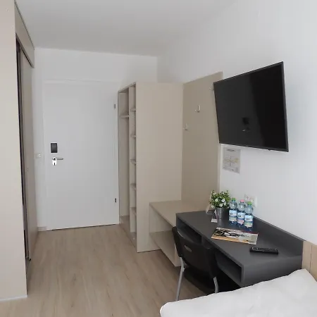 Avia Bisamberg 4* Korneuburg