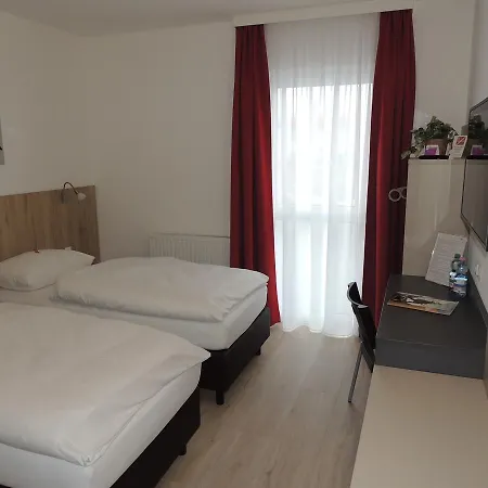 Avia Bisamberg 4* Korneuburg