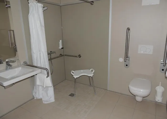 Avia Bisamberg 4* Korneubourg