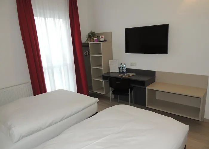 Couette-café Avia Bisamberg 4*