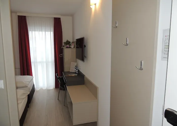 Couette-café Avia Bisamberg 4*