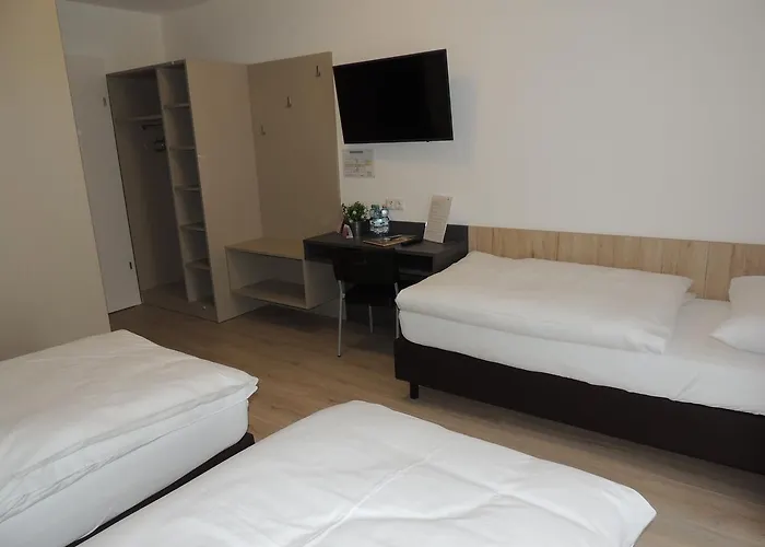 Bed & Breakfast Avia Bisamberg 4*