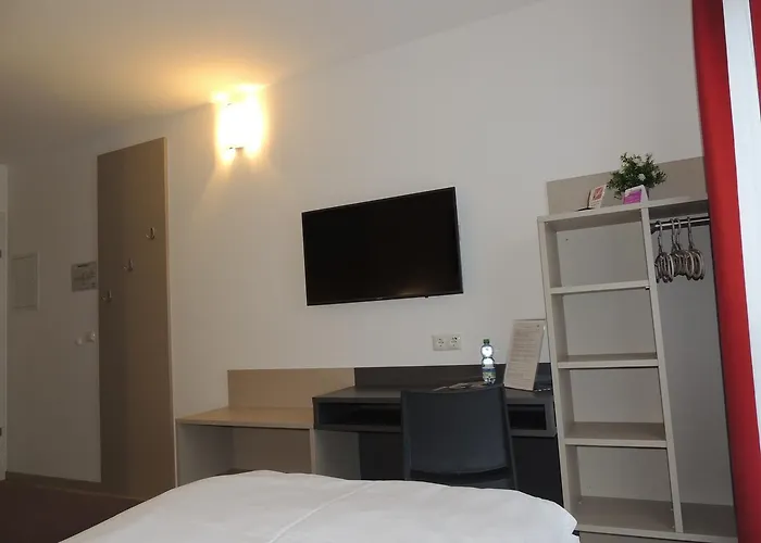 Bed & Breakfast Avia Bisamberg 4*
