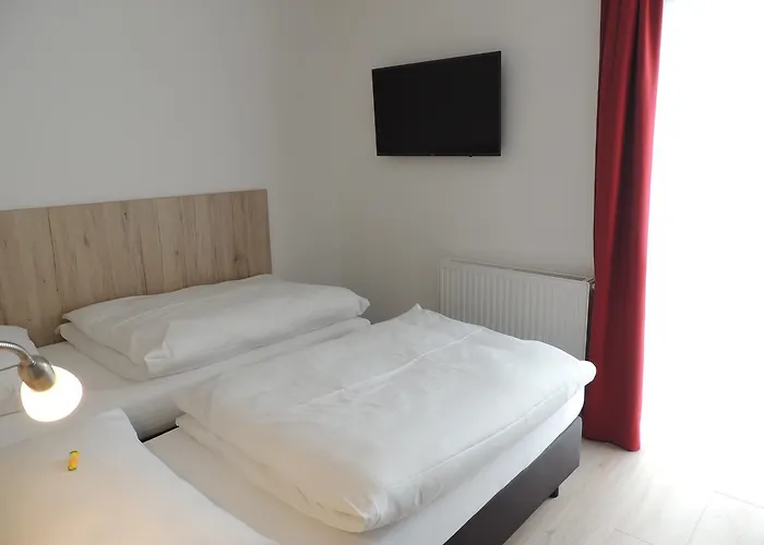 Bed & Breakfast Avia Bisamberg 4*